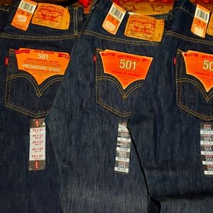 Levi's 501s 36x32. 6 pairs with tags